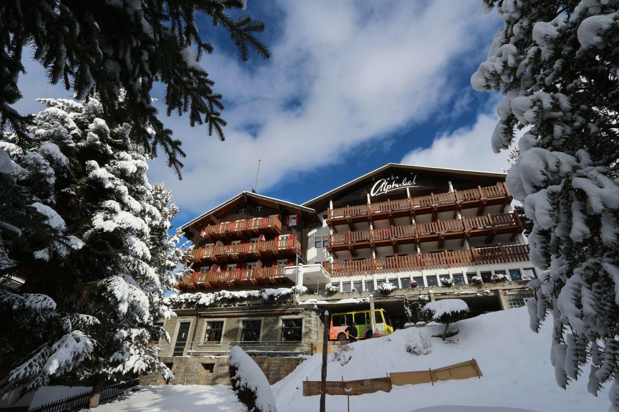 Swiss Family Hotel Alphubel Saas Fee Exterior foto